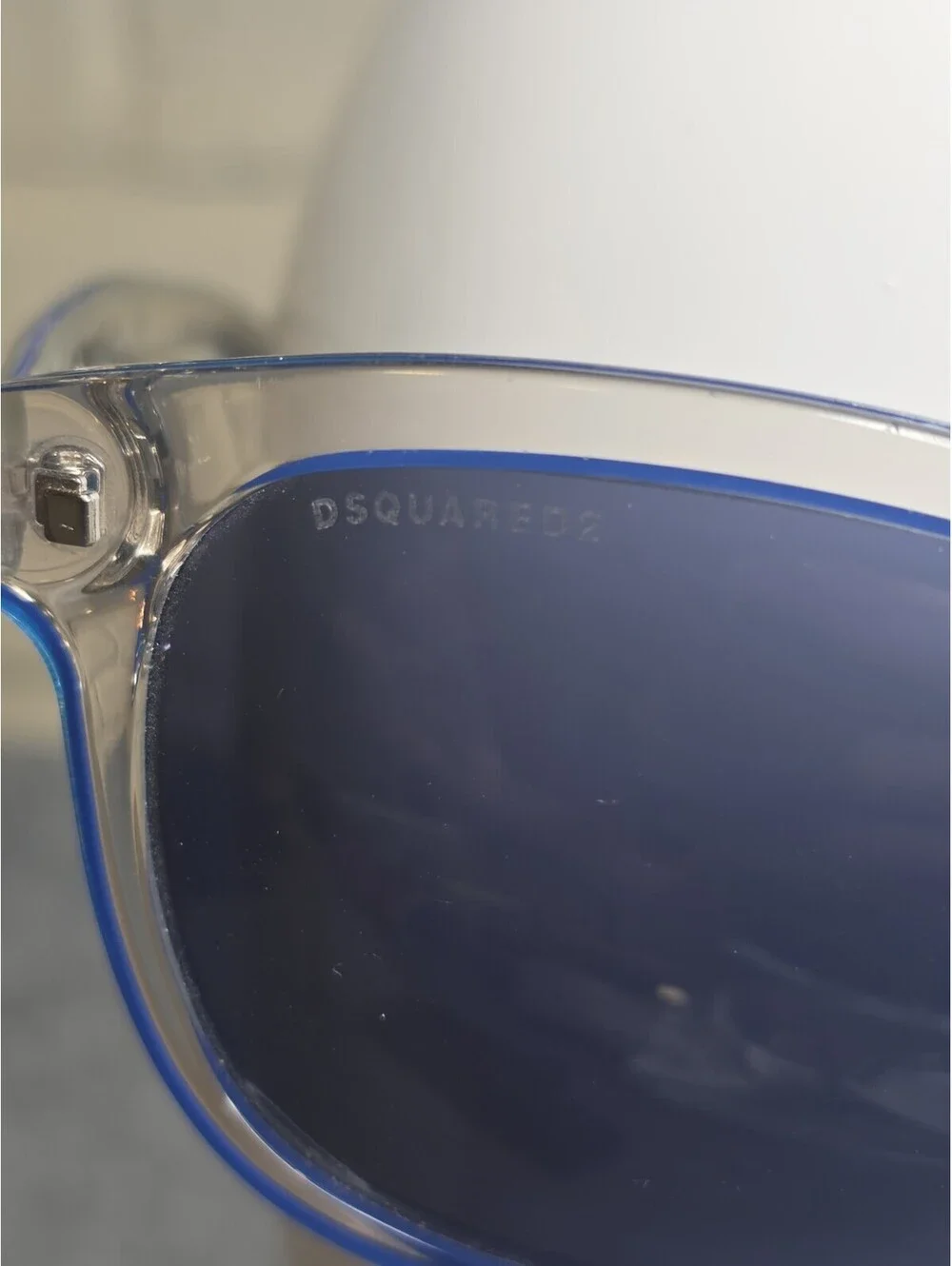 DSQUARED2 Liam Sunglasses DQ0174 26V Clear Blue Square Frame Blue Lens EUC